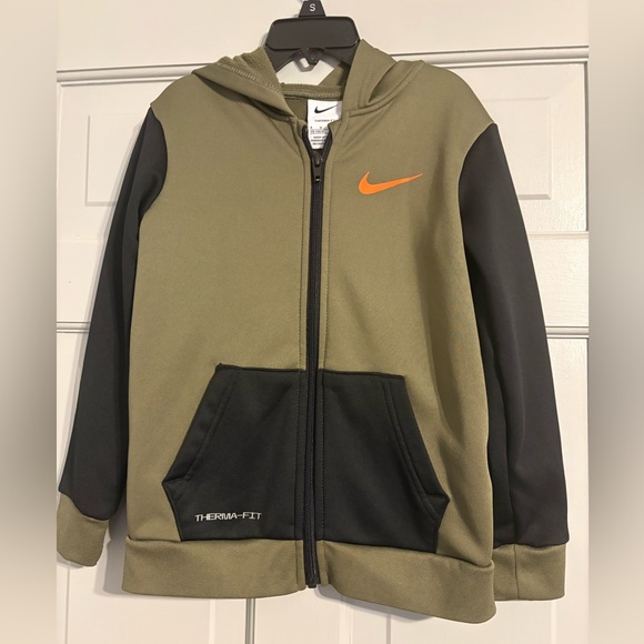 Nike Other - Nike size 5/6 Olive and Black Therma-Fit zippered Jacket